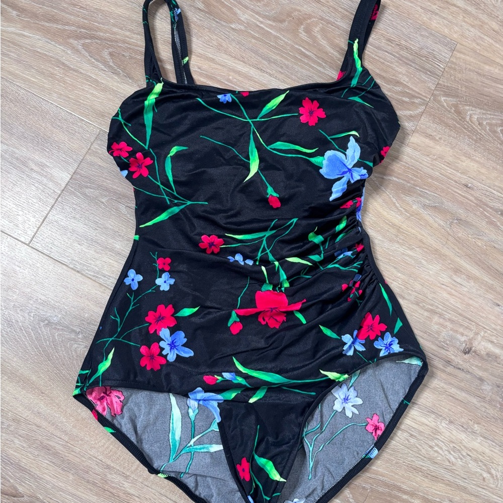 Vintage floral swimsuit Large
